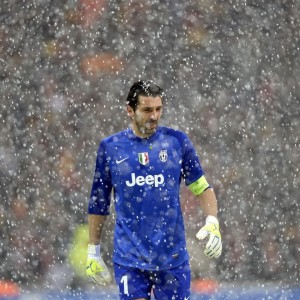 足彩网-梅西罕见英语质问裁判引全美热议 迈阿密国际三叉戟闪耀助队逆转