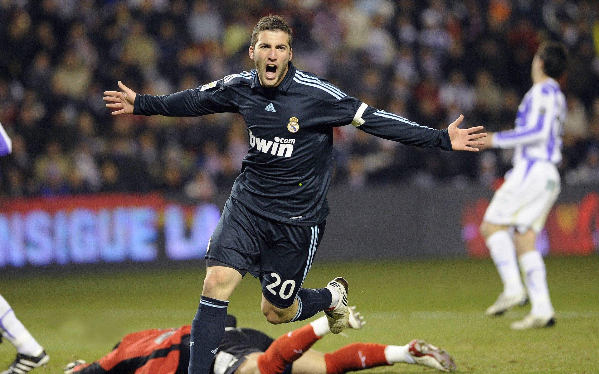 韦神接受BBC专访：两年时间感觉自己有进步